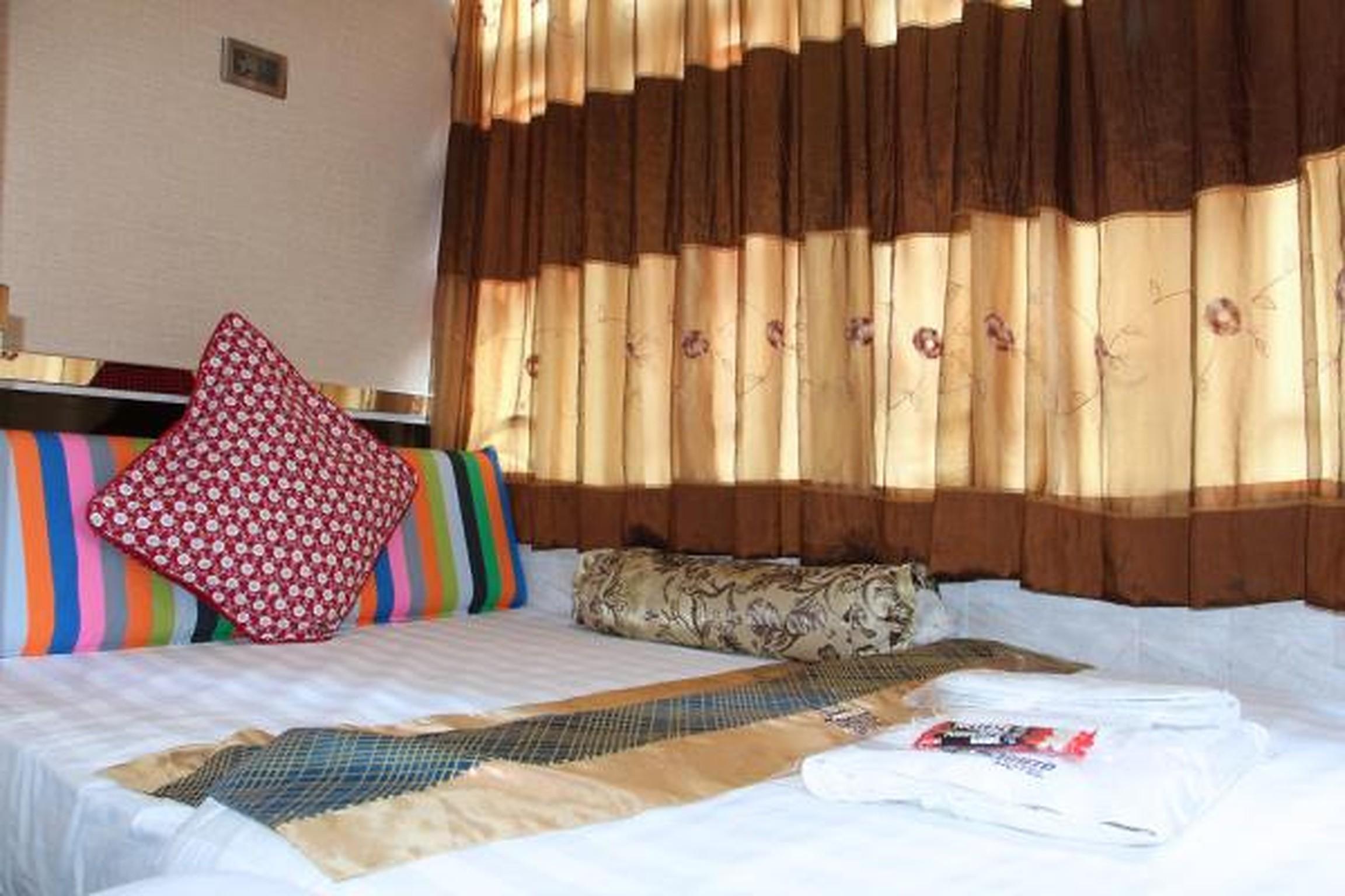 קוולון Temple Street Hotel מראה חיצוני תמונה