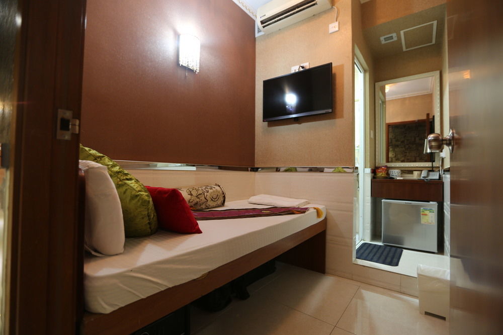 קוולון Temple Street Hotel מראה חיצוני תמונה