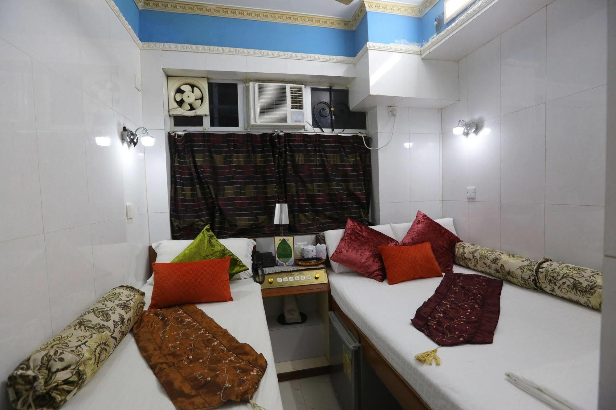 קוולון Temple Street Hotel מראה חיצוני תמונה
